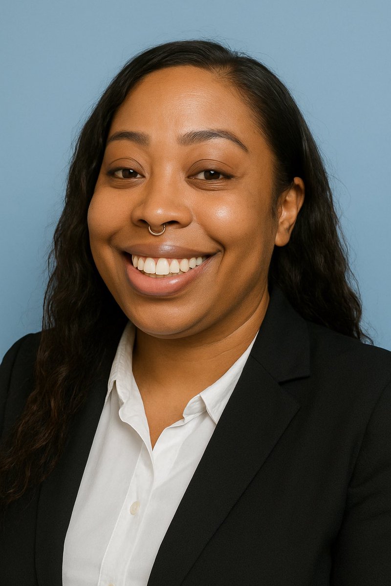 SimplyCourtt's tweet photo. At this point I’m just going to get a headshot taken cause ChatGPT really playing in my face today. https://t.co/bkMjTWFmUz