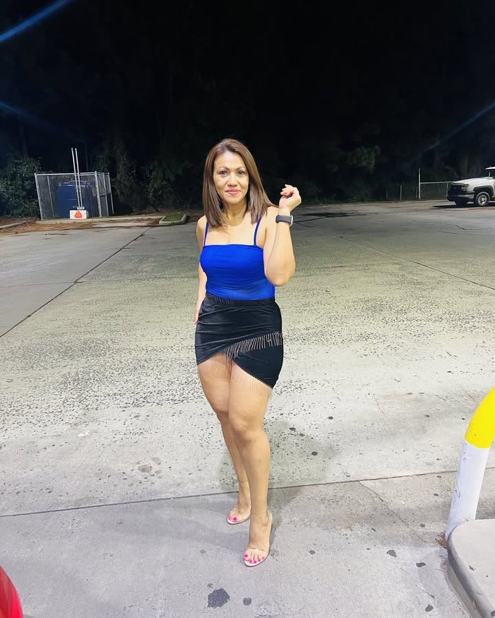 AlexPer46075351's tweet photo. Que experiencia mas delisiosa el poder coger con mi madre 😈y ser yo quien de placer cada que lo necesita🔥 https://t.co/rUooqCtd8C
