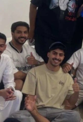 صوره مبككيييه😢😓
هم مع بعض غييرررر