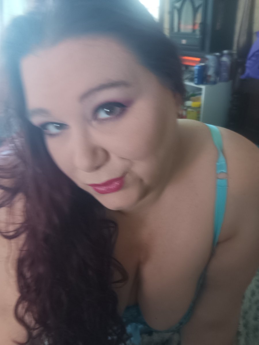 Wanna get naughty.  Dm me