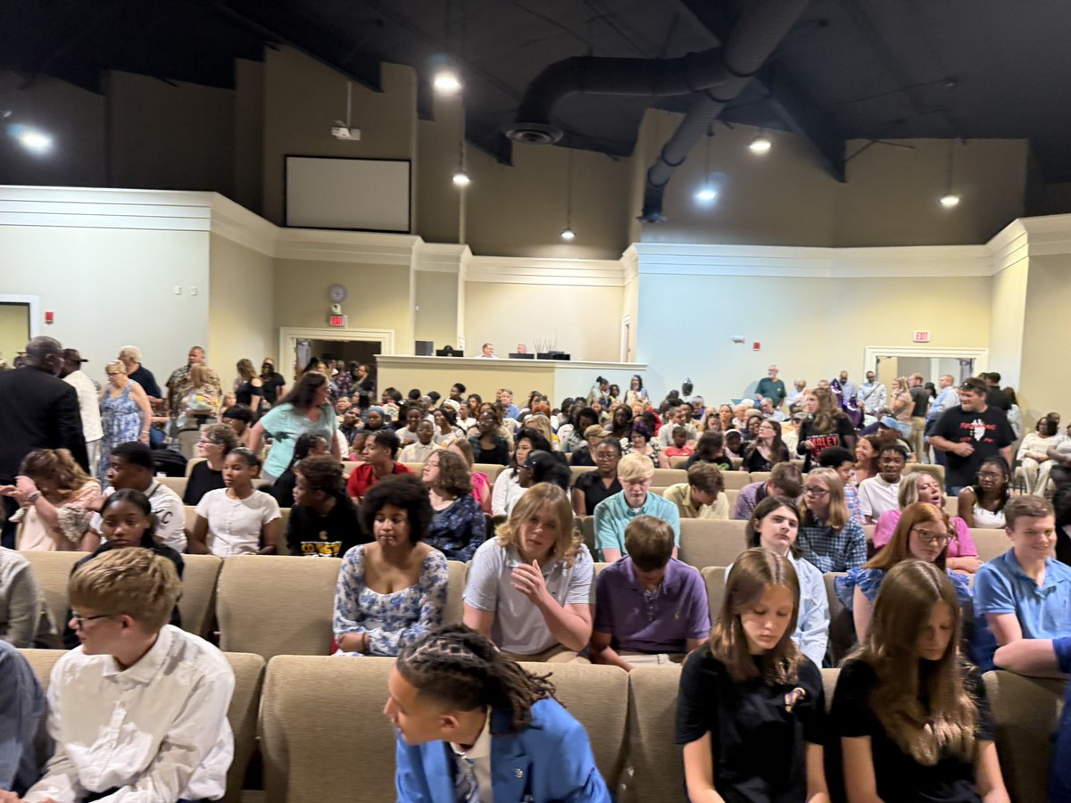 Chris Morris tweet media