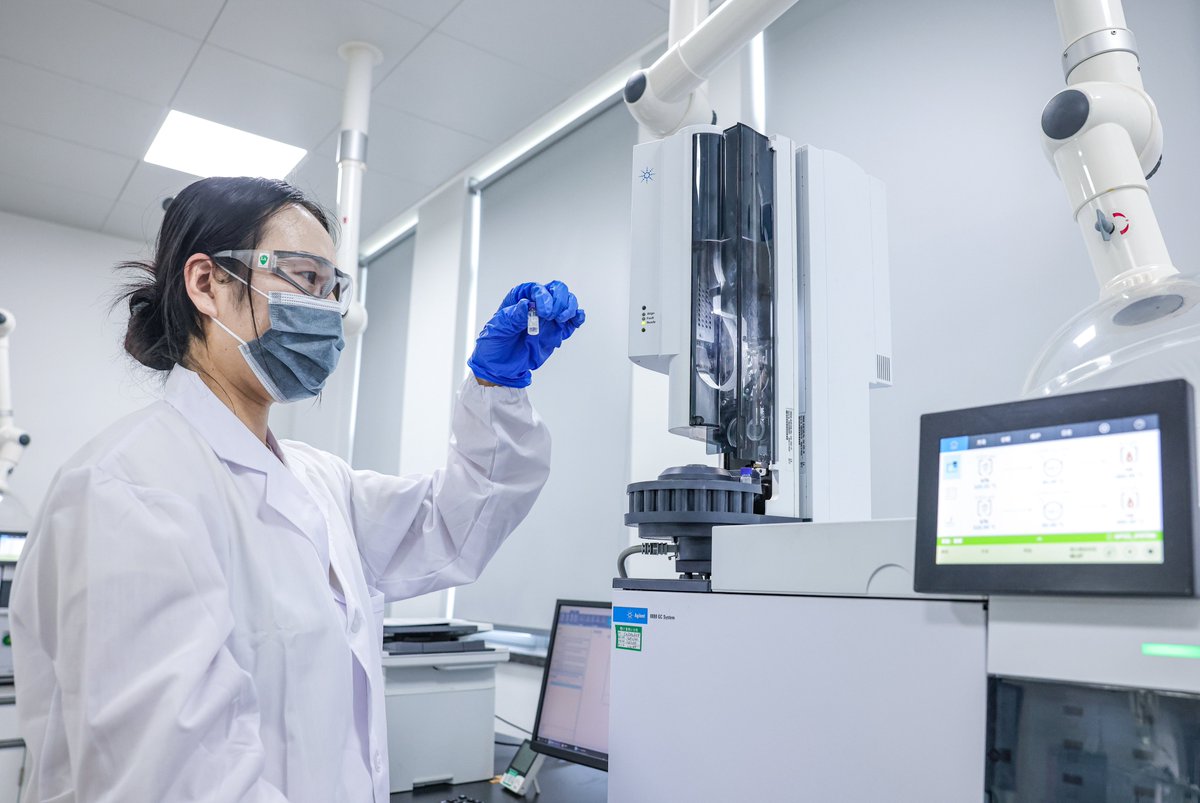 TaizhouCity's tweet photo. Apical Oleochemicals (Taixing) in #Taizhou, China’s largest oleochemical base, is nearing 1 million tons in annual output.
In 2025, production and sales have remained strong, with sales expected to rise 30% year-on-year in the first half.
#Taizhou #Oleochemicals #Apical #MadeInChina