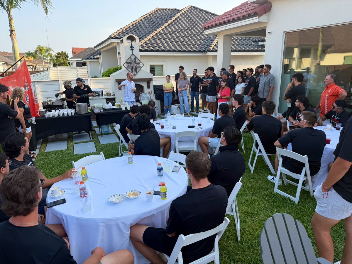 Chasse Conque tweet media