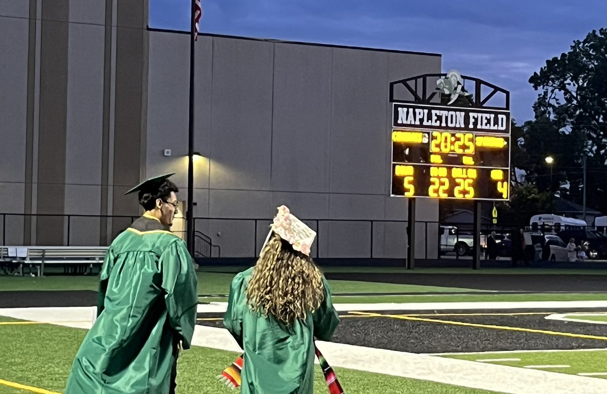 Congratulations to our newest Spartan alumni! 
#olchspride