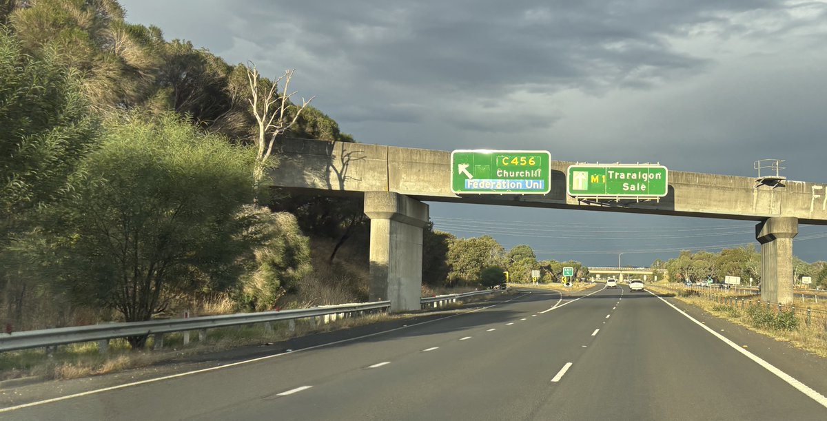 One Gippsland (@onegippsland) on Twitter photo A lot has been said and written about this week's State Budget.
So what was in it for Gippsland?
This is how we saw it: ow.ly/Y2Yv50VXuR3.
<a href="/ShingvWorld/">Harriet Shing MP</a> @TomMcIntoshMP <a href="/DannyOBrienMP/">Danny O'Brien</a> <a href="/MelinaBathMP/">Melina Bath</a> A lot has been said and written about this week's State Budget.
So what was in it for Gippsland?
This is how we saw it: ow.ly/Y2Yv50VXuR3.
<a href="/ShingvWorld/">Harriet Shing MP</a> @TomMcIntoshMP <a href="/DannyOBrienMP/">Danny O'Brien</a> <a href="/MelinaBathMP/">Melina Bath</a>