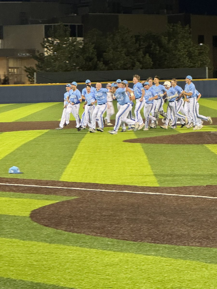 LHS Blue Jay Baseball Updates (@jays_basescores) on Twitter photo 