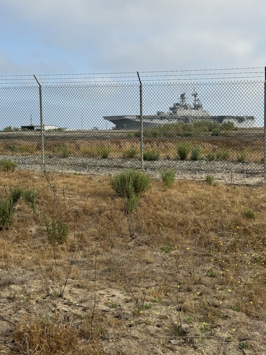 WB6DYN's tweet photo. As seen in port in #USNWS #SealBeach for #MemorialDay #FleetWeek
https://t.co/vd1aA2gh8z
#USSTripoli (LHA 7) https://t.co/z9xlTXSQEy