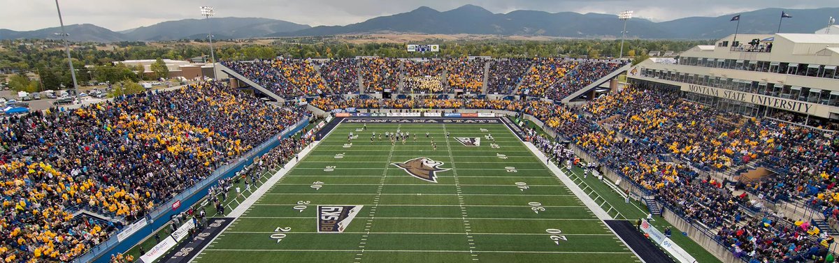 Bannernitch's tweet image. After a great conversation with @coach_sterbick I am blessed to receive my first division one offer from Montana State! @MSUBobcats_FB 
@CoachSammyMix 
@BNitcholas 
#AGTG