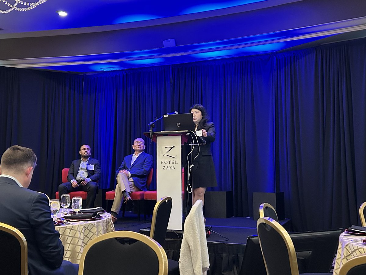 Gabriel Loor (@gloorloor) on Twitter photo Dr Xue discussing alternative access for TAVR at Houston’s premier ISEVS conference <a href="/TXMedCenter/">Texas Medical Center</a> <a href="/BCM_Surgery/">BCM_Surgery</a> <a href="/Texas_Heart/">The Texas Heart Institute</a> Dr Xue discussing alternative access for TAVR at Houston’s premier ISEVS conference <a href="/TXMedCenter/">Texas Medical Center</a> <a href="/BCM_Surgery/">BCM_Surgery</a> <a href="/Texas_Heart/">The Texas Heart Institute</a>