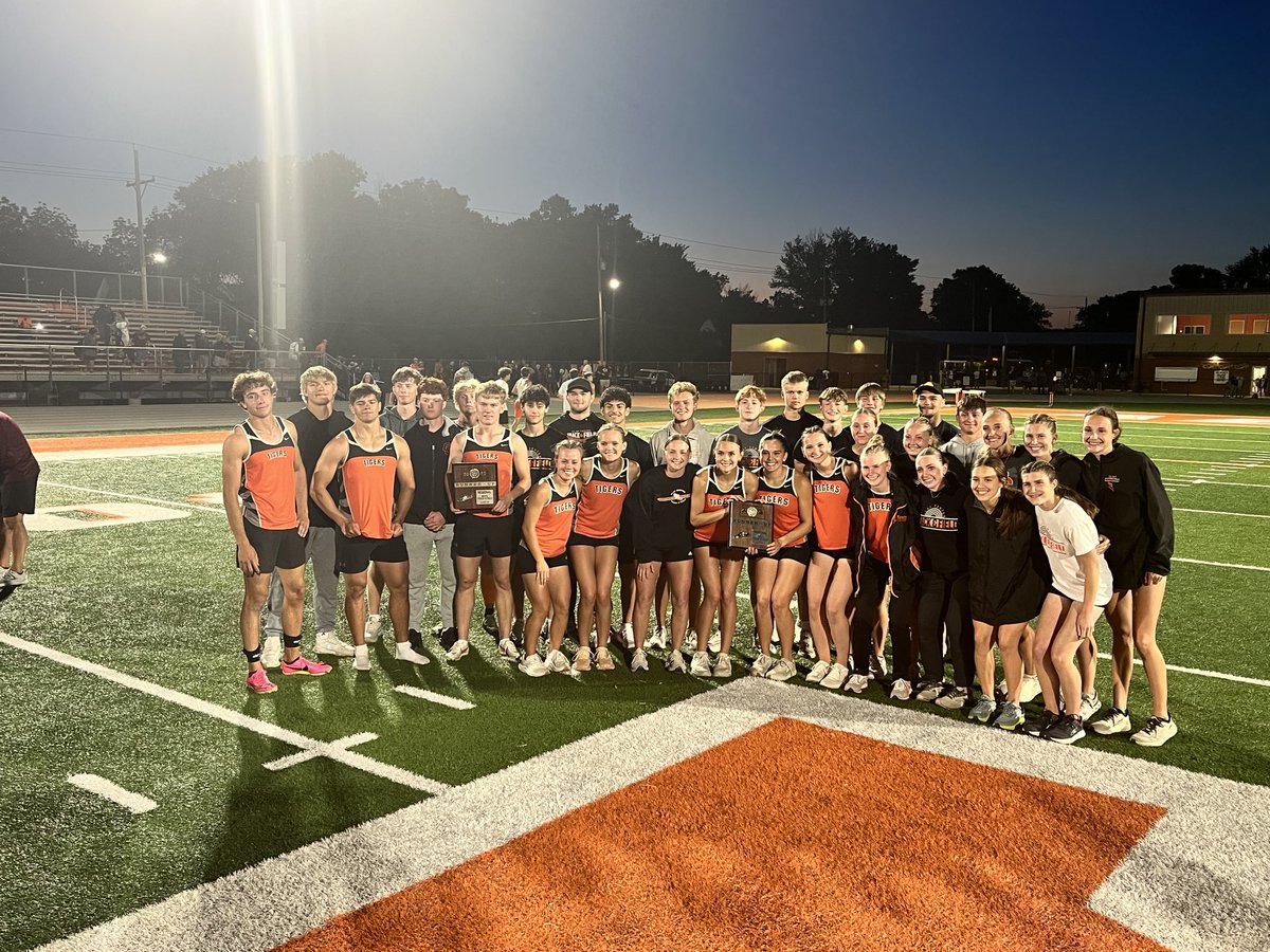 Boys and Girls turned in some outstanding performances and both teams come away as regional runner up’s! Lots of Tigers headed to Wichita next weekend!!