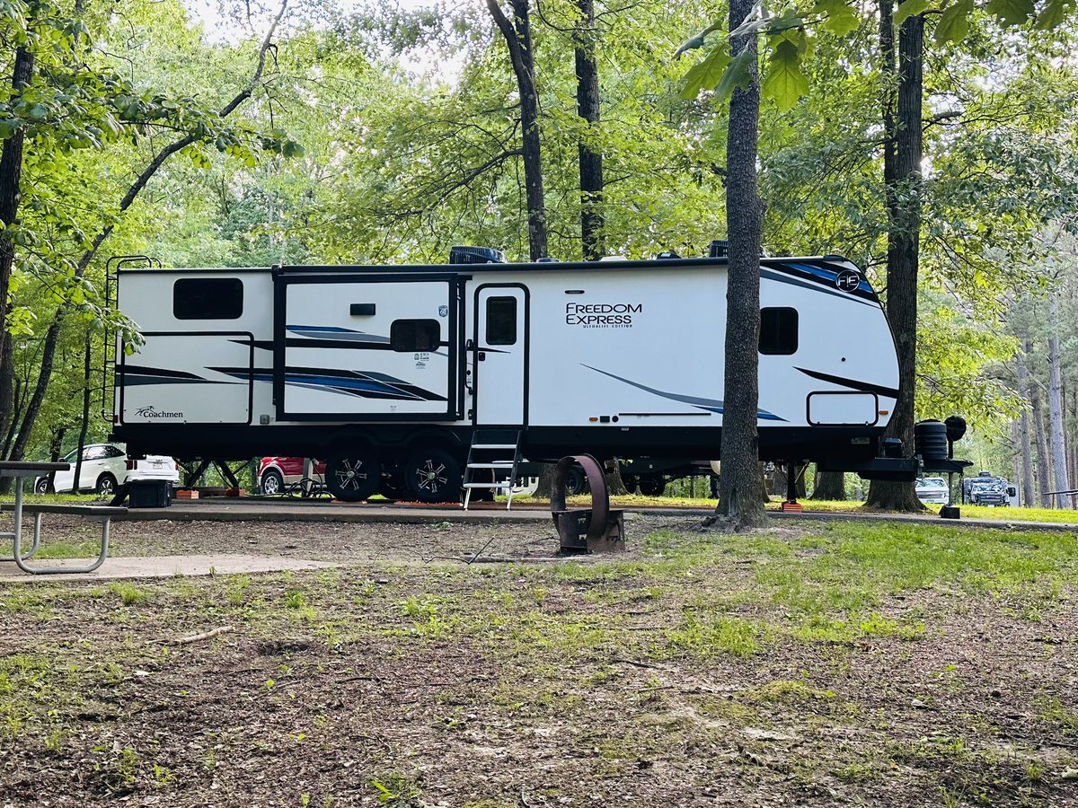 emling1's tweet photo. Back in the woods for the next 17 days! https://t.co/mPNMPhdDRd