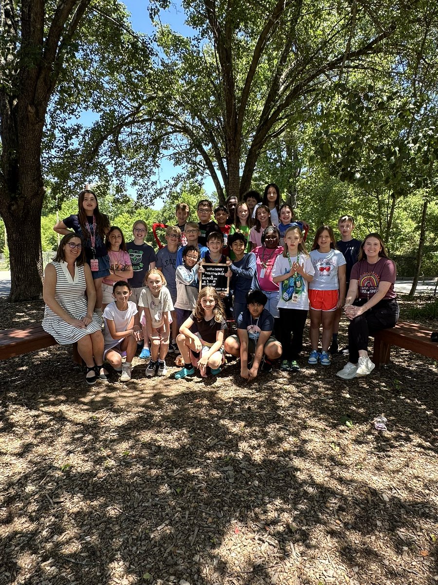 Our last day together in fourth grade ❤️ #RNEGreatThings