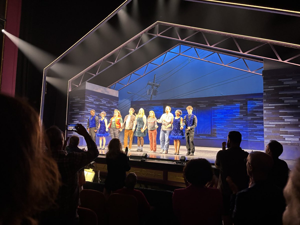 Loved seeing ⁦<a href="/AkimboMusical/">Kimberly Akimbo on Broadway</a>⁩ at the National Theater tonight. Touching and funny musical with a terrific cast. Runs through June 1st! dcnewsnow.com/news/local-new…