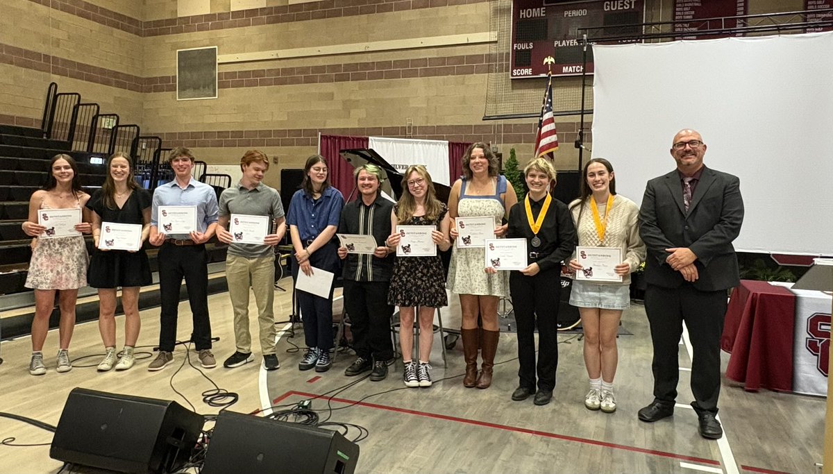 Silver Creek High School (@silvercreek_hs) on Twitter photo Celebrating Senior Night for the Class of 2025! Recognizing our Academic Top 10 with the Valedictorian and Salutatorian! #StVrainStorm <a href="/BuchlerStVrain/">Matt Buchler</a> <a href="/SVVSD/">St. Vrain Valley Schools</a> Celebrating Senior Night for the Class of 2025! Recognizing our Academic Top 10 with the Valedictorian and Salutatorian! #StVrainStorm <a href="/BuchlerStVrain/">Matt Buchler</a> <a href="/SVVSD/">St. Vrain Valley Schools</a>