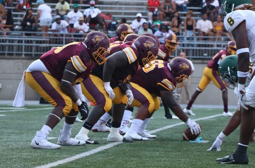 Vhohn Housand (@big50vhohn) on Twitter photo Blessed to receive my first offer from <a href="/GoMaraudersFB/">Central State Marauders Football 🏴☠️</a> ! <a href="/BullockToby1/">Coach Bullock</a> <a href="/CoachParkerOL/">Coach Christian Parker</a> <a href="/CoachMaddi/">Coach Maddi</a> <a href="/CoachPatClark_/">Pat Clark</a> <a href="/Mandarin_HS_FB/">Mandarin HS Football</a> Blessed to receive my first offer from <a href="/GoMaraudersFB/">Central State Marauders Football 🏴☠️</a> ! <a href="/BullockToby1/">Coach Bullock</a> <a href="/CoachParkerOL/">Coach Christian Parker</a> <a href="/CoachMaddi/">Coach Maddi</a> <a href="/CoachPatClark_/">Pat Clark</a> <a href="/Mandarin_HS_FB/">Mandarin HS Football</a>