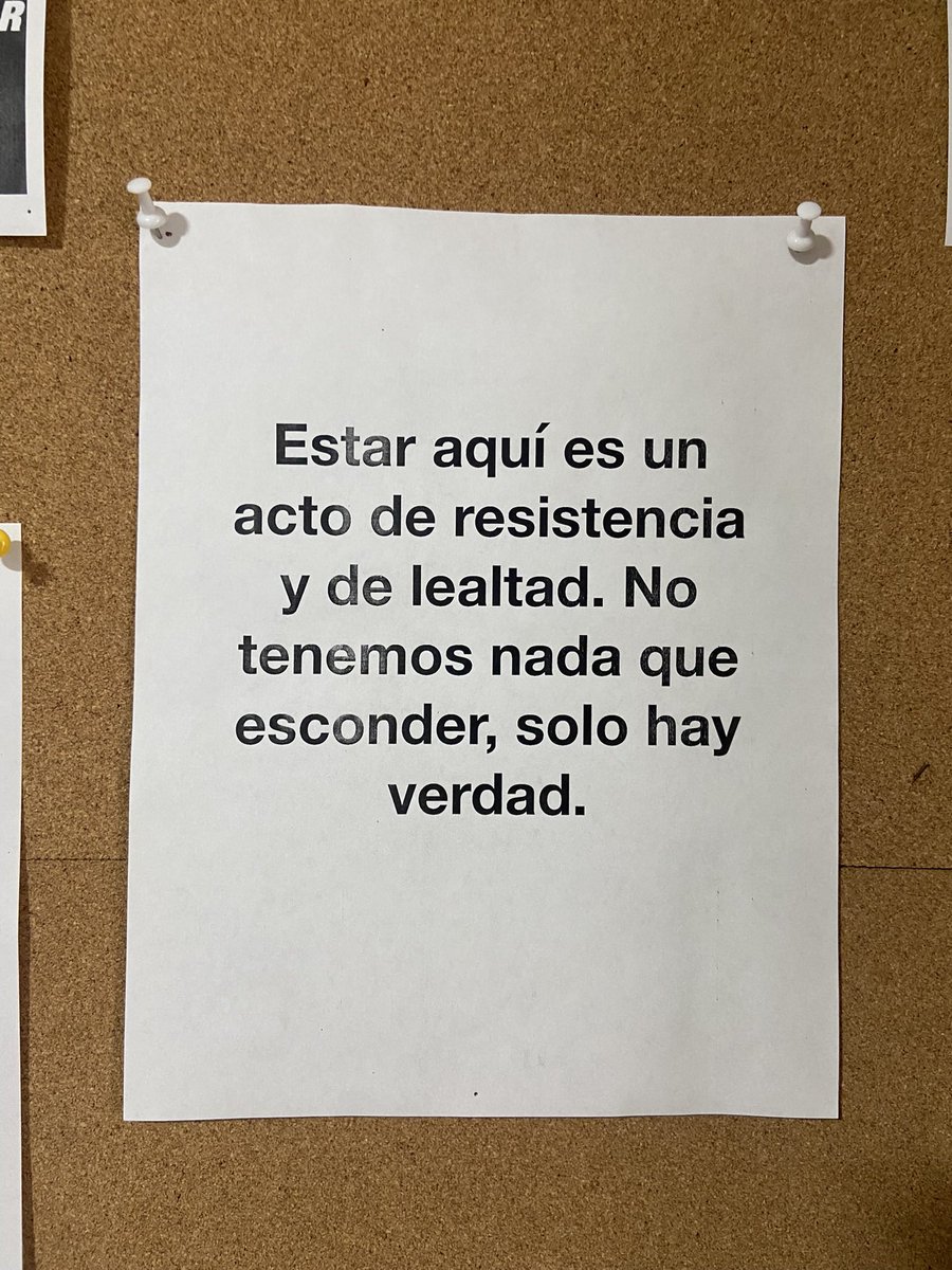Simonblv1's tweet image. Jamás olvidar a quienes se convirtieron en una familia, luchamos por la Libertad de cada uno, aunque defender la verdad ha sido costoso, NO olvidamos y NO abandonamos.
No los dejamos atrás!!!
#NoOlvidamos
#YoNoObedezco