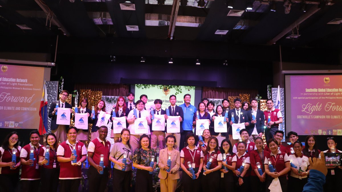FrenchEmbassyPH's tweet photo. Over 150 Blue Lanterns Built ๐ก๐
Liter of Light organized a workshop at @southville_IS. As part of the #100DaysMobilizationOcean campaign, students contributed to the climate artwork that will be unveiled on May 27 at the iconic Fort Santiago.
Register๐https://t.co/QV9WWOSMh8 https://t.co/tBGOtZL1q8
