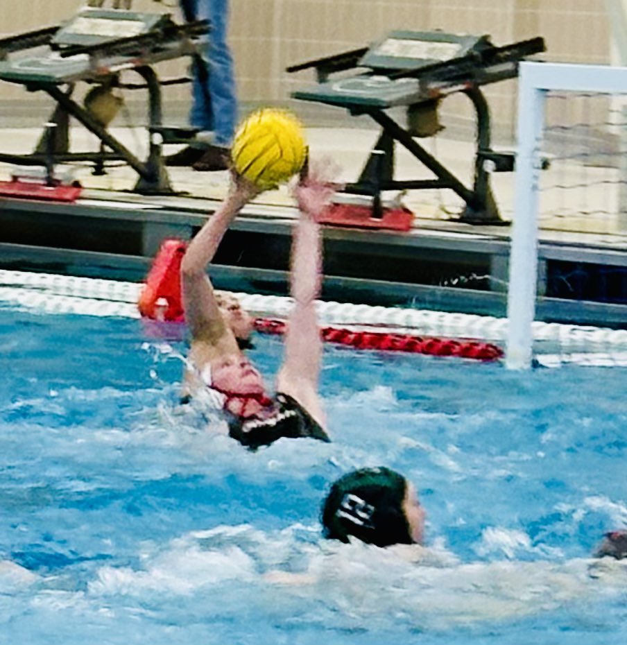Girls’ Water Polo
IHSA State Quarter Final
York  11
Lincoln Way Central  4
Nice job girls!
Dukes will play Lyons Township on Saturday at 10:15 am in the Semi-Final