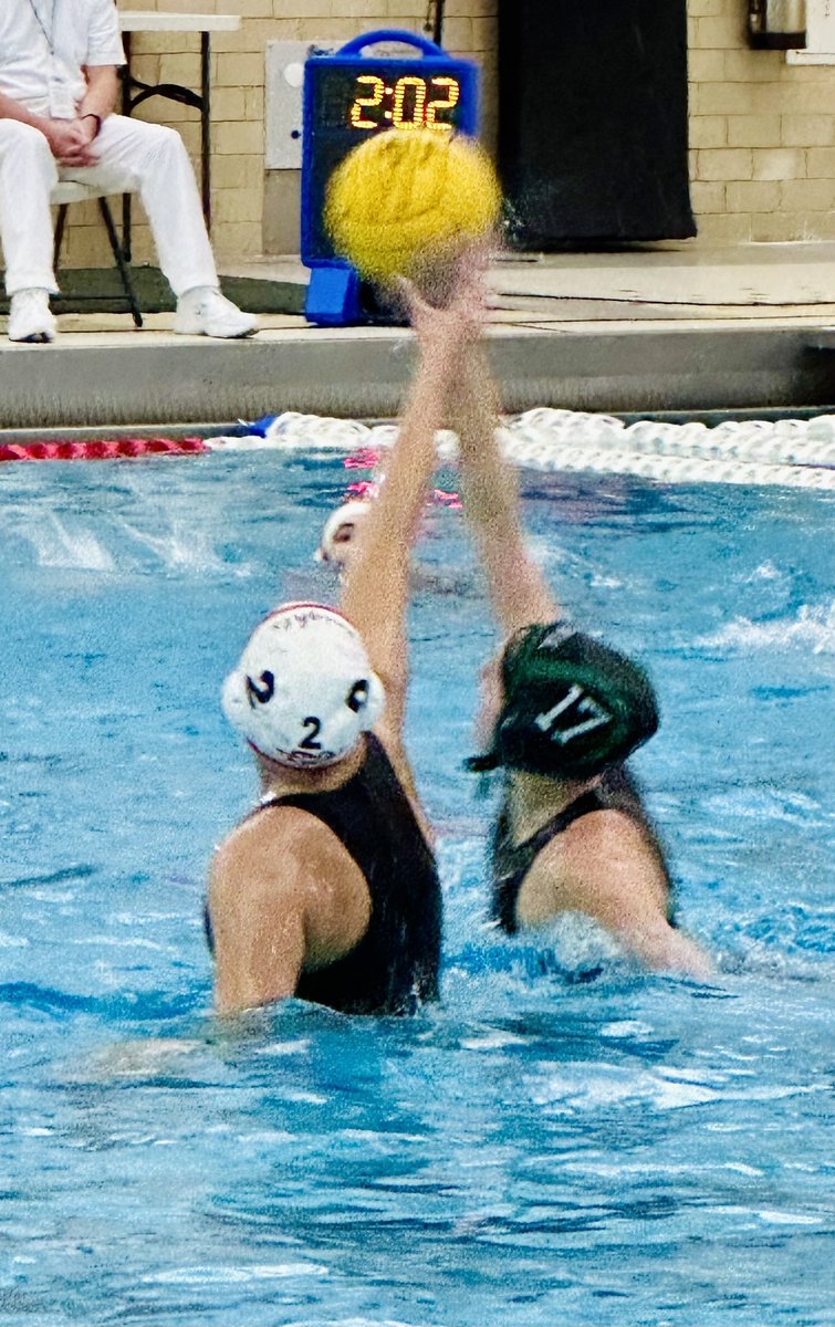 YorkAthletics's tweet photo. Girls’ Water Polo
IHSA State Quarter Final
York  11
Lincoln Way Central  4
Nice job girls!
Dukes will play Lyons Township on Saturday at 10:15 am in the Semi-Final https://t.co/nPpZGVf1lS