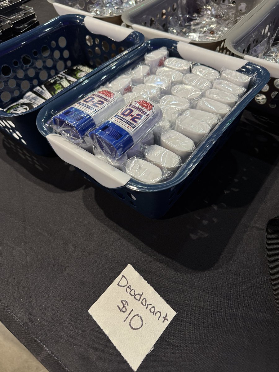 Sherry Nhan (@sherryjenix) on Twitter photo Nahhhhh not the deodorant for sale at <a href="/COMBOBREAKER/">COMBO BREAKER</a> 😭! You guys def have no excuse to stank then! Nahhhhh not the deodorant for sale at <a href="/COMBOBREAKER/">COMBO BREAKER</a> 😭! You guys def have no excuse to stank then!