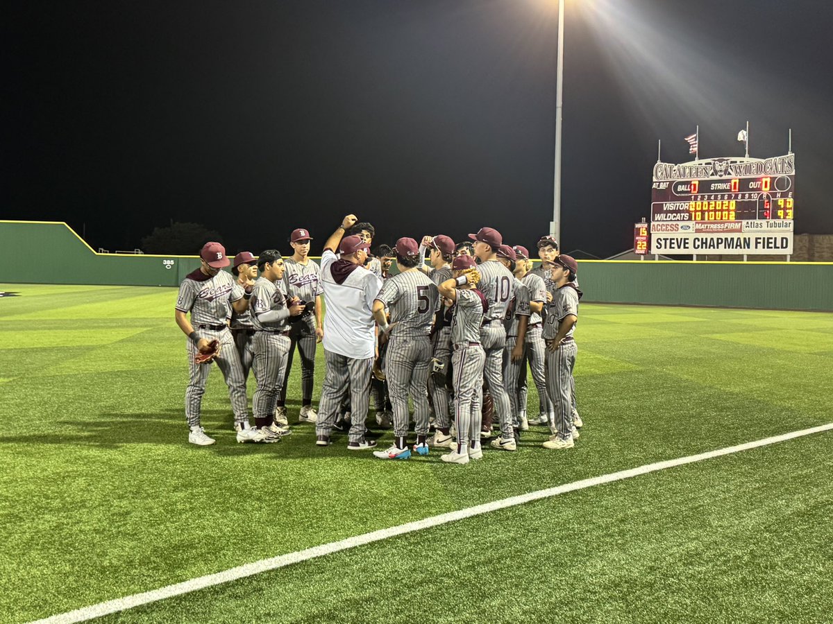 bybryanramos's tweet photo. Final Score - Game 1

PSJA High - 6
Dripping Springs - 4

the Bears hold off the Tigers to take a 1-0 series lead in the Region IV-6A DII Final. Game 2 is set for a 7:30 p.m. start back here at Calallen. 
#RGVBaseball https://t.co/GWdJLs7AfI