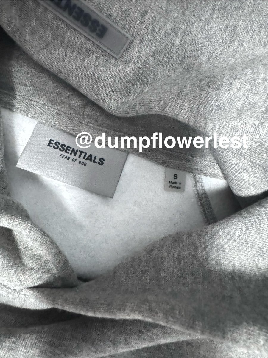 dumpflowerlest's tweet photo. ส่งต่อ Essentials Fear Of God Hoodie Heather Oatmeal (SS20) size s
4750 free shipping (ไม่มีอปกน้าคะ)
ใส่ไปข้างนอก4-5ครั้งค่ะ เคยซัก1ครั้ง

ดูพตสอบถามdm / line ได้เลยคับ🤍

#ส่งต่อessentials #essentialsthailand #essentialsมือสอง #essentailsมือ2 https://t.co/W6BRqiDfjM