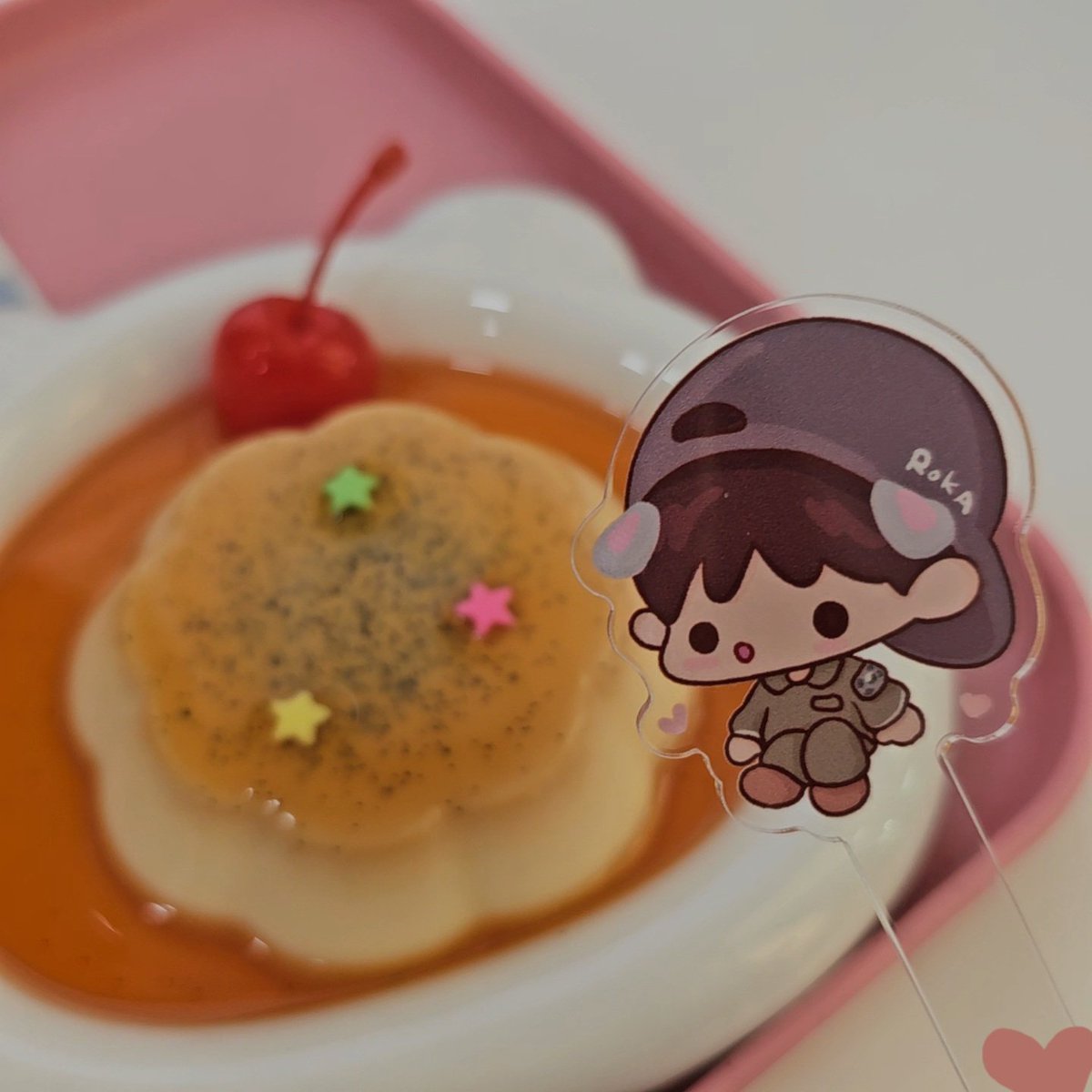 𖤐ˊ˗ HAPPY JAEHWAN DAY! 𖤐ˊ˗
재환이 생일을 축하하며 아크릴 포토프롭을 나눔합니다 ♡ 

★ 포토프롭 2종중 택1
ଘ 오프라인 나눔 : 5.27(화) 홍대 폴링디저트 (12:00-20:00)
ଘ 우편나눔 
🗓️ 폼 오픈 : 5.27(화) 20:00
🔗 naver.me/xQiVKnjl 

#김재환 #KIMJAEHWAN