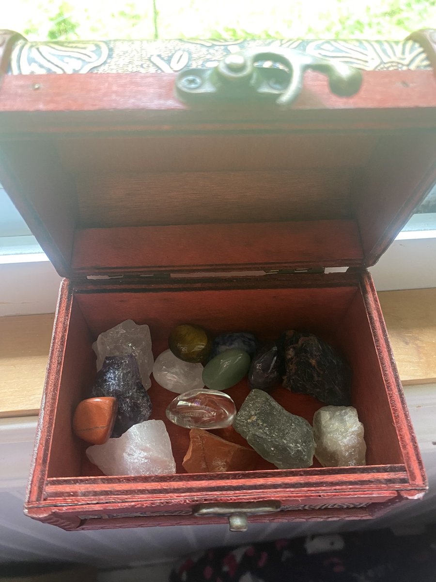 24hoursofj26856's tweet photo. Just a few more new things I’ve gotten😌 blessed🙏 https://t.co/LFO9pQCokU