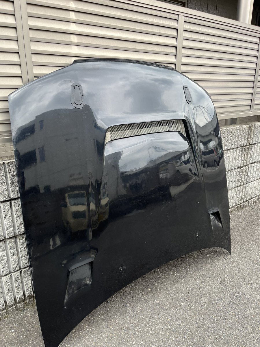 Ryohei_RB25's tweet photo. ECR33乗りの方拡散してください✋

ボンピン付きエアロボンネット売ります！
MISSIONっていうメーカーです。
前期中期用？ですが後期に使用してました
使用期間は短く美品です。
エアロキャッチ込みで6万くらいで
大阪まで取りに来てくださる方優先でお願いします🙏 https://t.co/W6q51zOQ0x