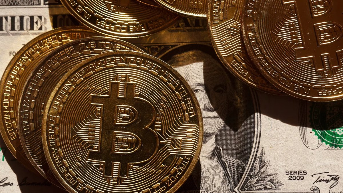 Crypto8r's tweet photo. 比特币创新高背后的逻辑：现代金融体系的叙事、运作与变革​。

这是一个历史性时刻。美国参议院以63比37的投票结果通过了《支付稳定币法案》，标志着全球首个国家级稳定币监管框架诞生。香港的稳定币法案也紧随其后，其核心要点包括法币通道合规化（银行可直接发行稳定币）、明确RWA资产托管规则，🧵⬇️ https://t.co/m4wuVanJxo