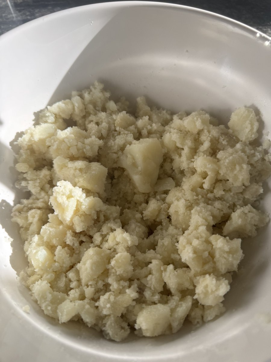 acemacg's tweet image. Decided to try making the cheese stuffed potato mochi tonight. 

#KitsWhoCook