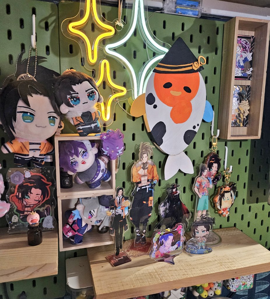 elvisclt's tweet image. Had no internet last night, so I made a lil boi for the display ✨️ #JosuijiArt