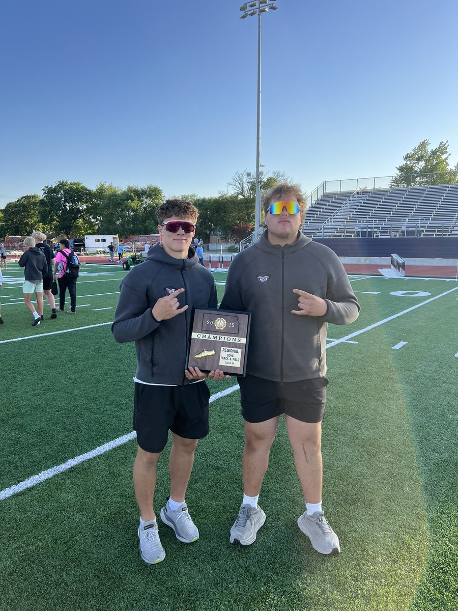 Matt Rosen (@mattros174) on Twitter photo REGIONAL CHAMPS! Me and Qb1!
107 Days and 18 hours until kickoff!
<a href="/CooperC_VII/">Cooper Cranston</a>
<a href="/Trey_Teeter/">Trey Teeter</a>
<a href="/HolcombFootball/">HOLCOMB Football</a> REGIONAL CHAMPS! Me and Qb1!
107 Days and 18 hours until kickoff!
<a href="/CooperC_VII/">Cooper Cranston</a>
<a href="/Trey_Teeter/">Trey Teeter</a>
<a href="/HolcombFootball/">HOLCOMB Football</a>