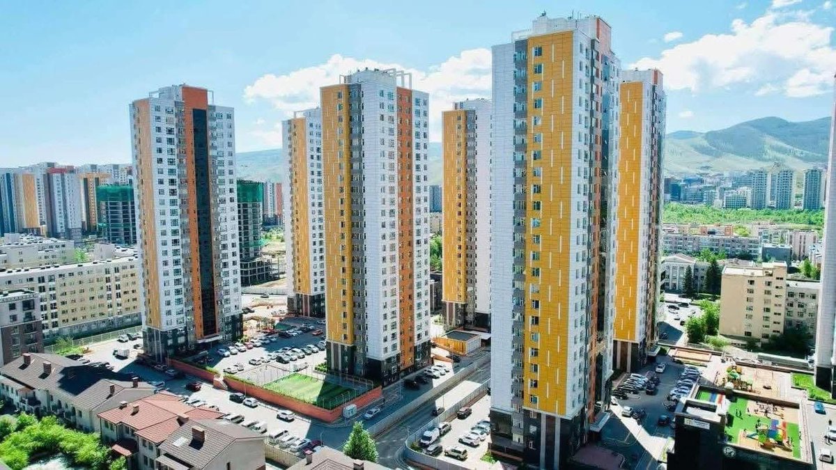 Академи 2-т 80мкв 3 өрөө орон сууц худалдана. 

📌25/23 давхарт 
📌Гэрчилгээ бэлэн
📌1мкв 7,2сая
📌Зогсоол 105сая

☎️80100828