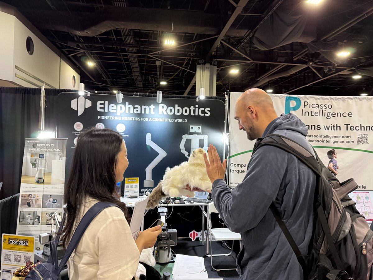 meta_Robotics's tweet photo. ICRA 2025: metaCat is a STAR! ✨😼 So much buzz around our AI companion here in the USA🇺🇸, 📅May 19-23. Stop by if you're attending! 🐾
#metaCat #ICRA2025 #Robotics #AICompanion #FutureTech #Innovation #IEEE #RobotCat https://t.co/XBibcSJLmm