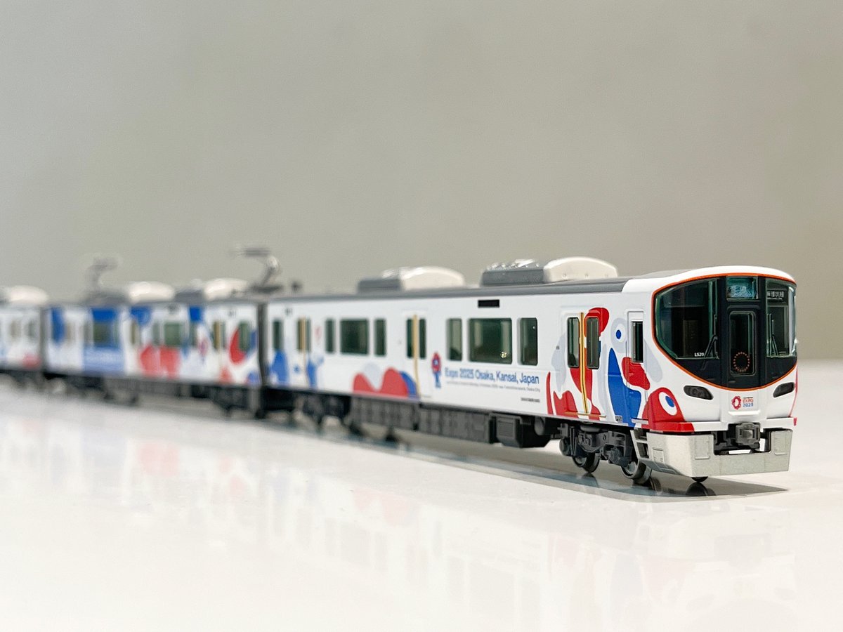KATOの323系<大阪・関西万博ラッピング列車>が入荷しております。KATO