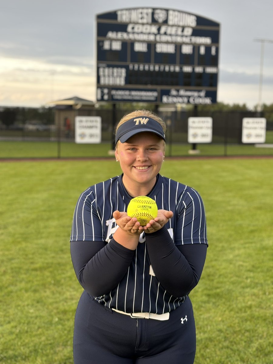 TriWestSoftball's tweet photo. Tri-West won their Senior night game against Hamilton Heights.  Natalie Tharp got the win and had 8 strikeouts.  Sophie White and Kacee Trivett each had 3 hits. Keira Johnson had two. Senior Ava Hensley with the big home run!!!!!!! https://t.co/BPmUUUTM0Z