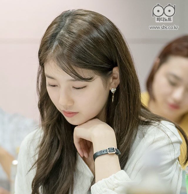 zkzqi's tweet photo. 대본리딩 수지🖇️୧ ‧₊˚ https://t.co/EjL4kI0u2b