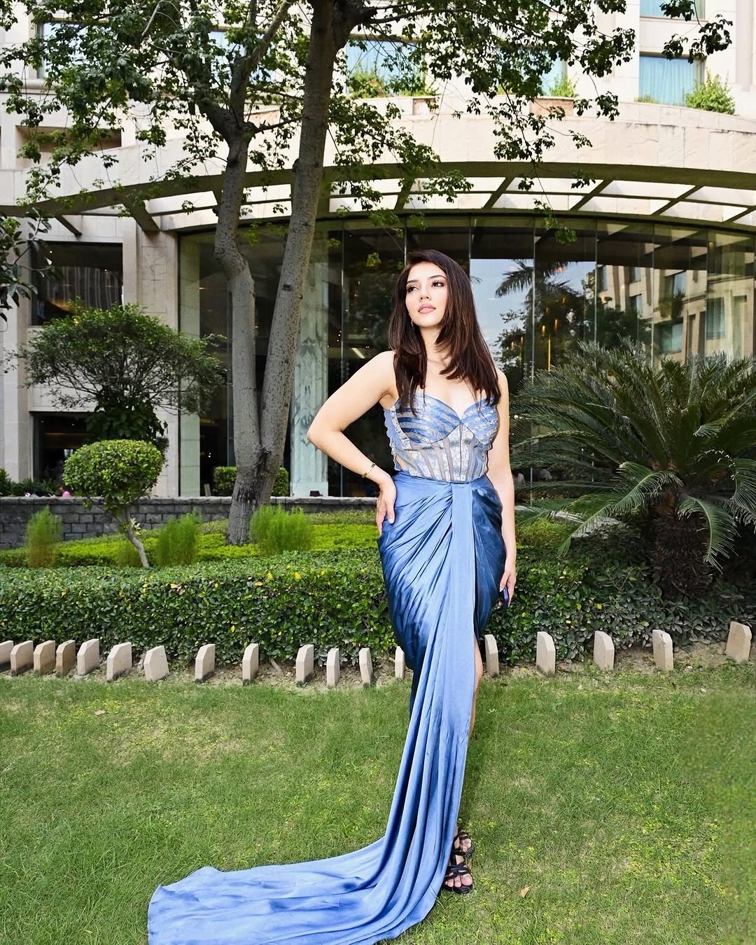 GrmqDqiWsAA_cP7?format=jpg&name=large