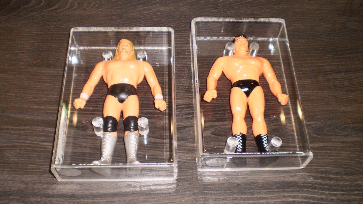 KNAPPCOLLECTION's tweet image. #HulkHogan #Inoki #WrestlingFigures #WrestlingAutographs #AFA #TheHobby