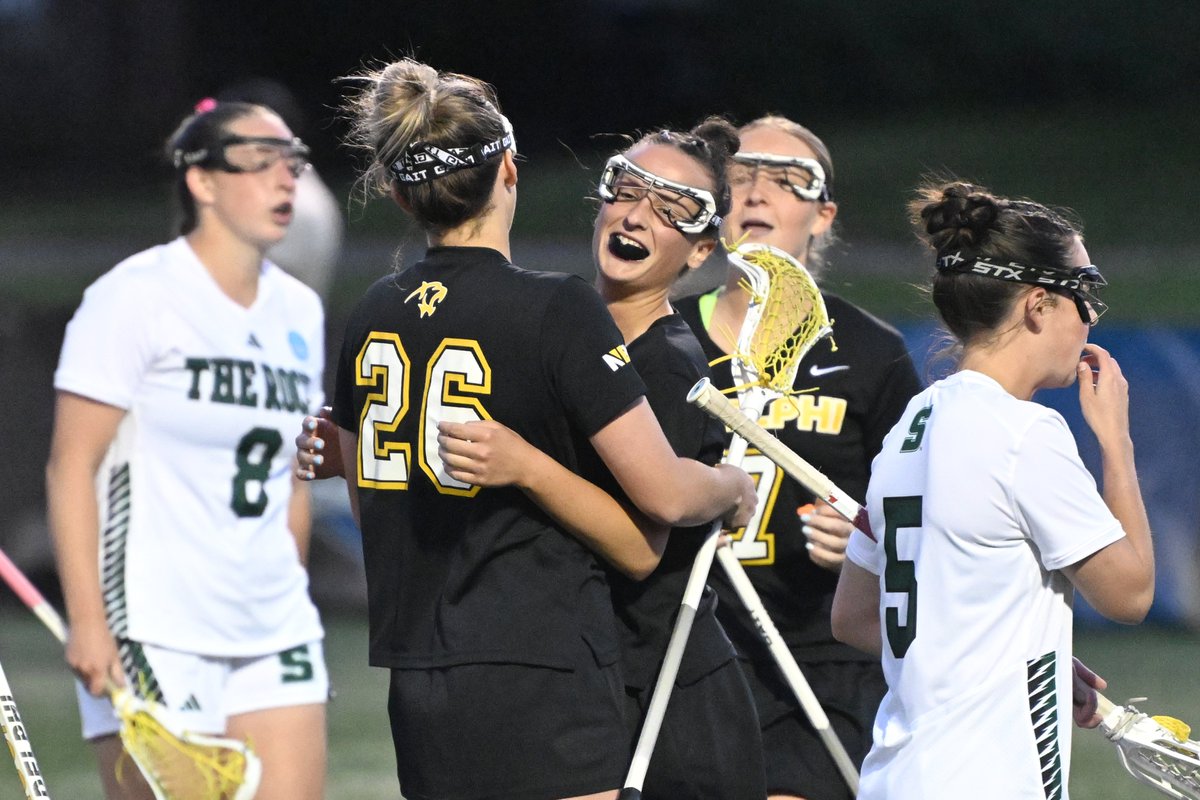 Adelphi Women's Lax (@adelphiwlax) on Twitter photo Goodnight π€ from Salem 
π: bit.ly/4drtGAo
#D2WLAX Goodnight π€ from Salem 
π: bit.ly/4drtGAo
#D2WLAX