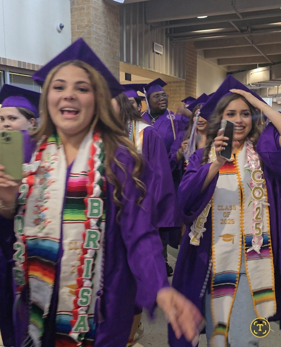 La_LunaSMHS's tweet photo. Their last walk through SMHS!Tomorrow is the BIG DAY! I hope I can control myself, but I honestly know I am going to be a mess! I am so PROUD and love these kids sooooooo much!π«Ά
It was a GREAT DAY TO BE A RATTLER ππ
#Classof2025 #RattlerFAM
#ALLIN #WESTRIKEASONE https://t.co/mfrUfRr2WO