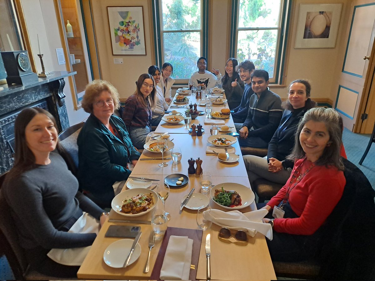 Lab's lunch to celebrate the first participant in the #OPMEG 🧠 a lot of effort went into achieving this milestone - so many people to thank!