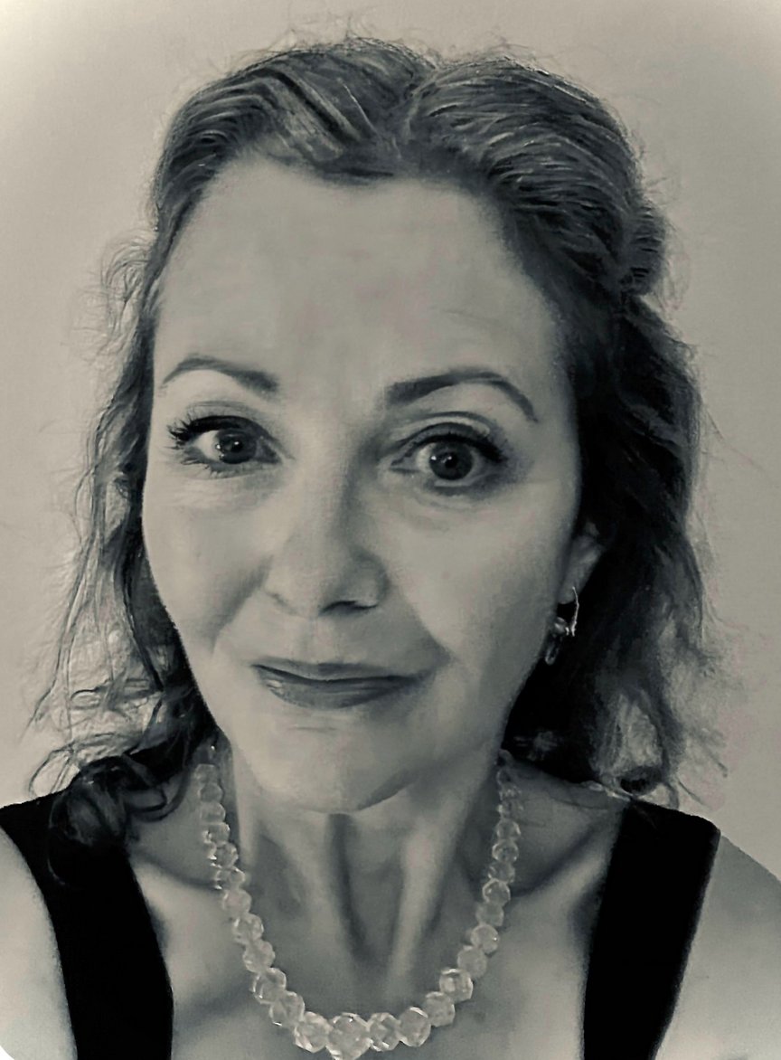 actors_n_extras's tweet image. Julia E is a 54-year-old actor and extra based in London, UK.

Discover more about Julia and her talents at actorsandextras.com.

#actorsandextras #actorlife #backgroundactor #londonextras #ukfilmindustry #actionroles #specialaction #tvandfilm