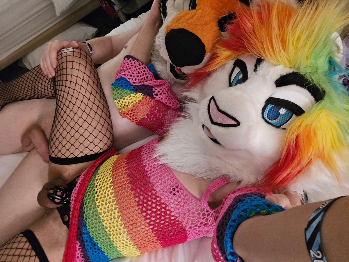 I got my paws on my favorite taiger  :3

<a href="/tigersaucee/">Your Favorite Tiger</a> ~