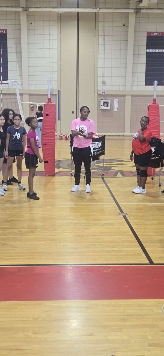 When one season ends, another one begins!! We had over 40 girls to attend Volleyball open gym! Love to see the excitement 🎉🏐 <a href="/HambrickMS_AISD/">Hambrick</a>