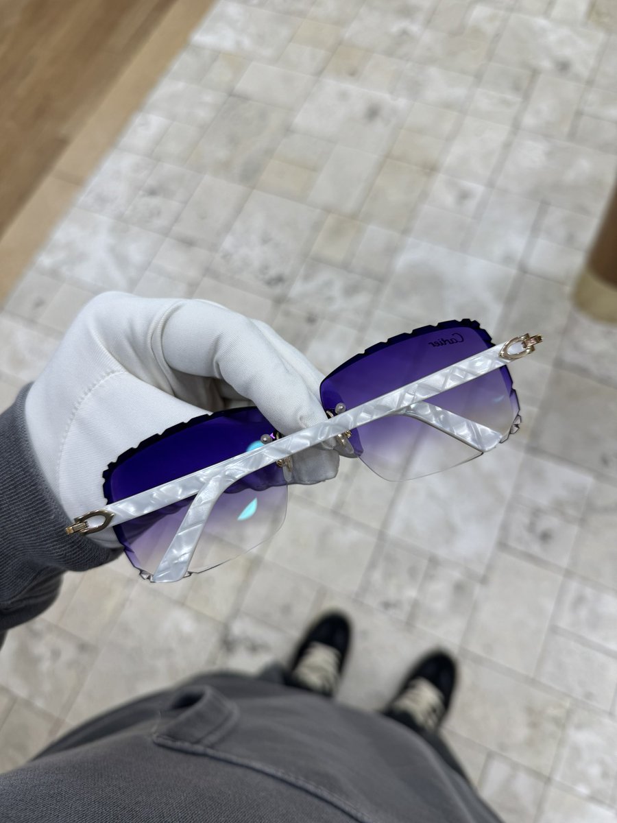 vijan_vision's tweet photo. The classic White Composites with our Mykonos Diamond cut tints https://t.co/m7oxulGJ1N