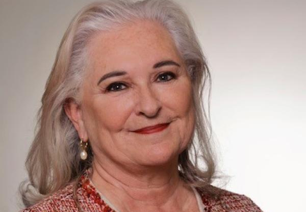 Joan de Zwart-Bloch benoemd tot waarnemend burgemeester van Laren vng.nl/personalia/joa… #personalia