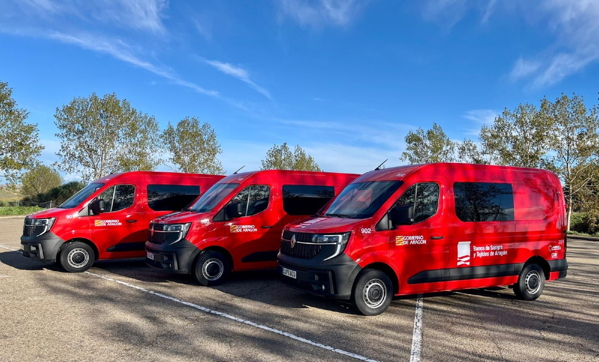 Gobierno de Aragón (@gobaragon) on Twitter photo 🩸 El <a href="/BncSangreAragon/">Banco Sangre Aragón</a> renueva y amplía las unidades móviles para donar sangre por todo el territorio.
🚑 Se trata de tres vehículos nuevos.
✅ Sanidad destina 2,7 millones de euros a la adjudicación de este contrato para un periodo de 3,7 años.
ℹ️ aragonhoy.es/sanidad/banco-… 🩸 El <a href="/BncSangreAragon/">Banco Sangre Aragón</a> renueva y amplía las unidades móviles para donar sangre por todo el territorio.
🚑 Se trata de tres vehículos nuevos.
✅ Sanidad destina 2,7 millones de euros a la adjudicación de este contrato para un periodo de 3,7 años.
ℹ️ aragonhoy.es/sanidad/banco-…