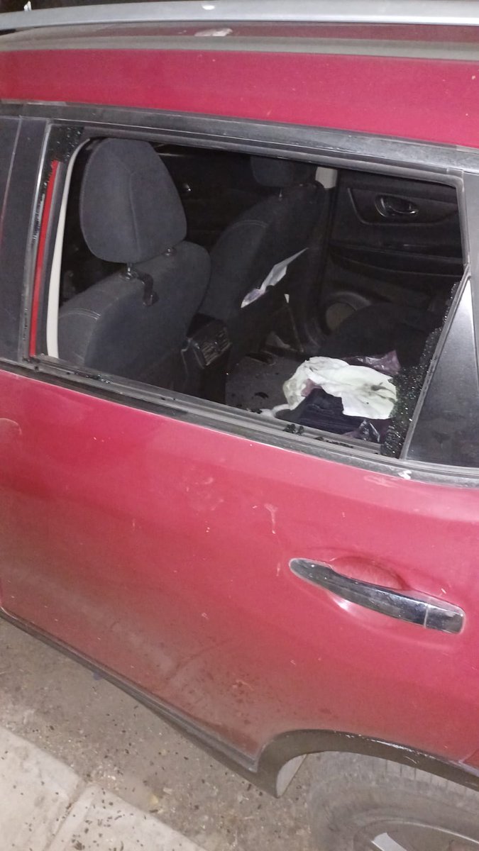 eGnaCrisTy's tweet photo. @tonoastiazaran No se nota Toño, a 50m estaban y aun así, me robaron a unas calles del concierto, y la sra que se estacionó atrás reporto que le robaron su carro 🤡,  jamás había habido tanta inseguridad en esta ciudad como estos años!!! https://t.co/g3JrxkX8Ee